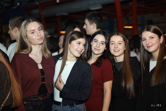 Gravity Religion. Концерт у стилі LOVE — фото 19 з 33