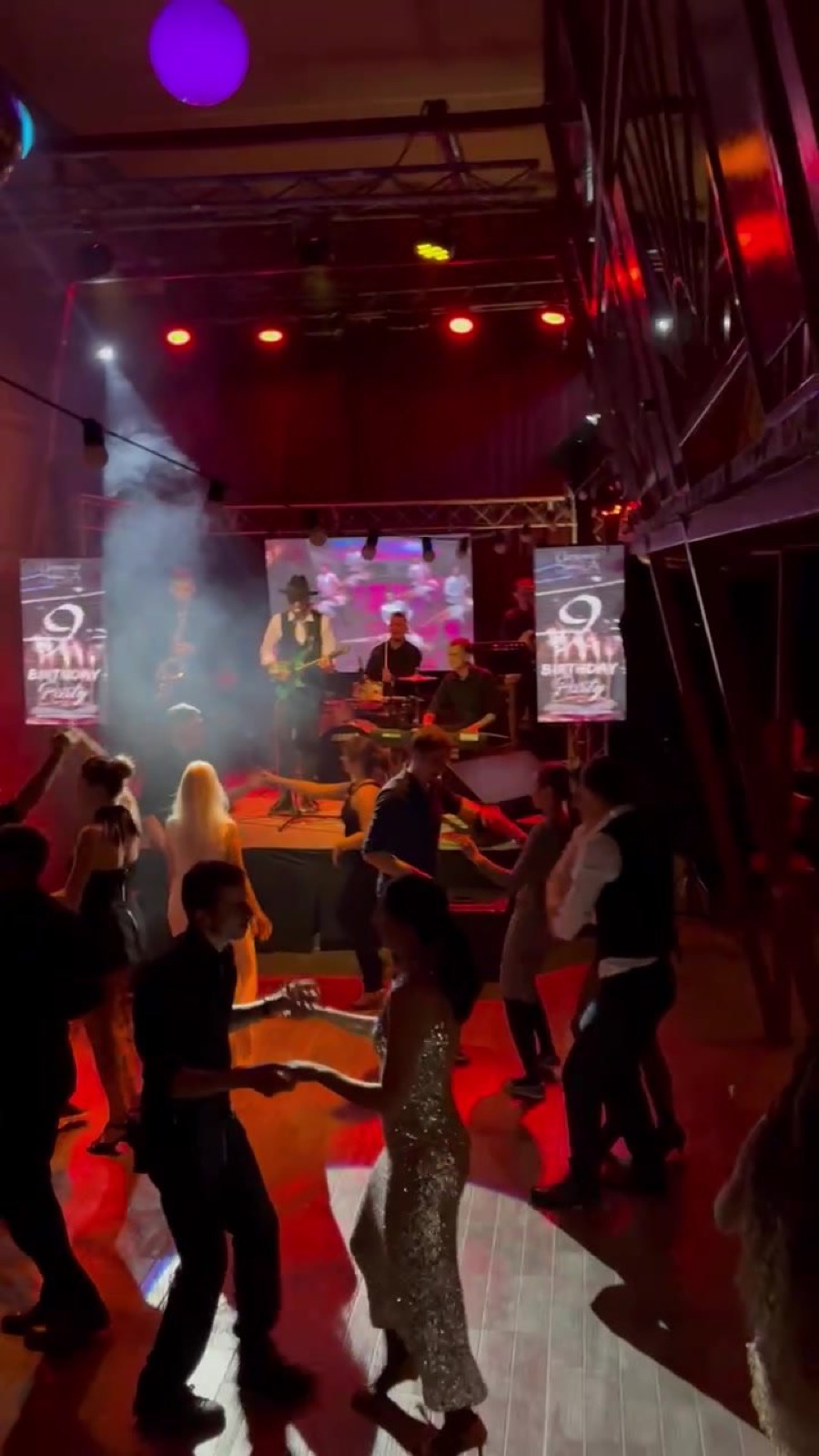 Uzh Salsa LA — Вечірка в ALIVE, Ужгород